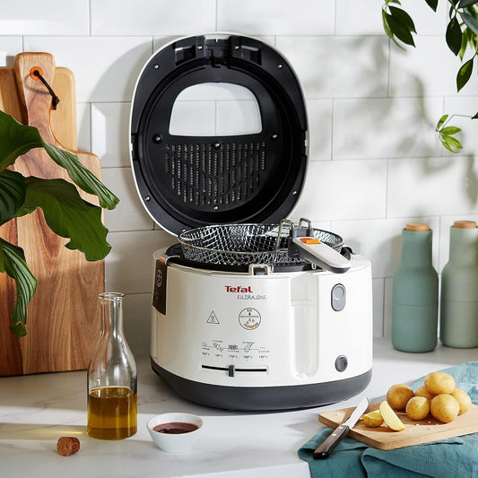 Tefal Fritteuse Filtra One – Kompakte Und Geruchsarme Fritteuse Mit Ölfilter, Antihaftbeschichtetem Einsatz, Leichter Reinigung Und Spülmaschinengeeignet, Perfekt Für Pommes, Nuggets & Snacks Zuhause