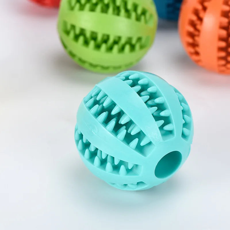 Natural rubber dog toy ball for dental care 